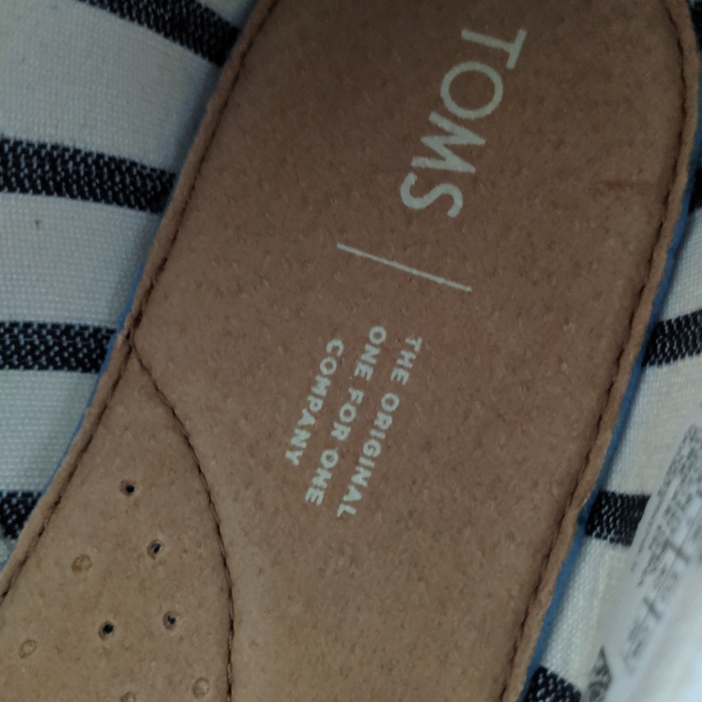 Toms white canvas shoes - Picture 4 of 4